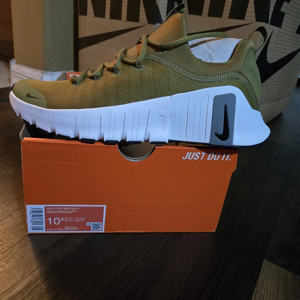 Nike Olive and White Athletic Shoes - Picture 1 of 5